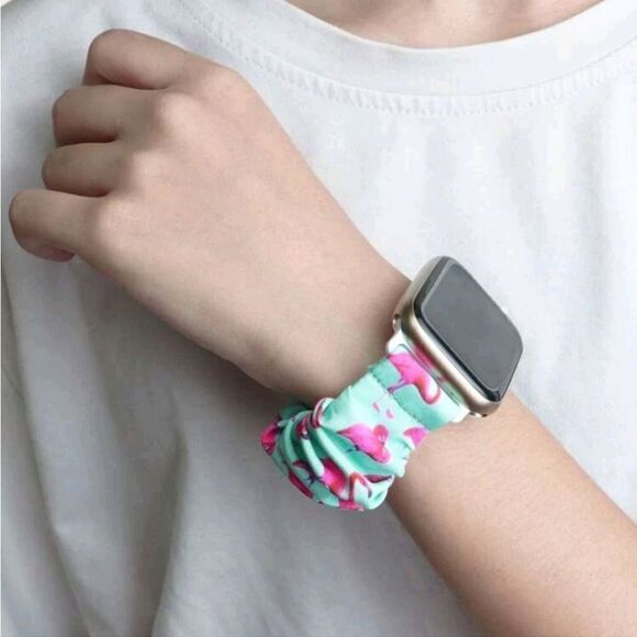 Flamingo Pattern Scrunchie Apple Watch Band - Picture 4 of 7